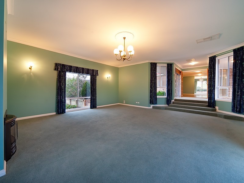 17 Romsey Court, Wodonga VIC 3690