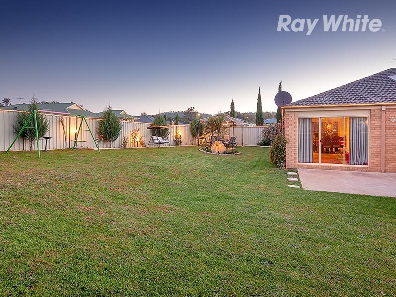 8 Thorneycroft Avenue, Wodonga VIC 3690