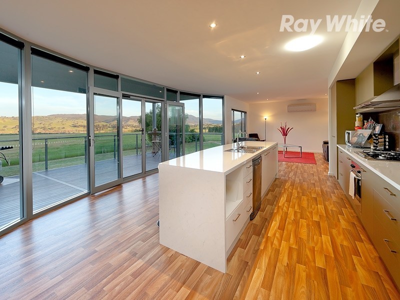 684 Kiewa East Road, Huon VIC 3695