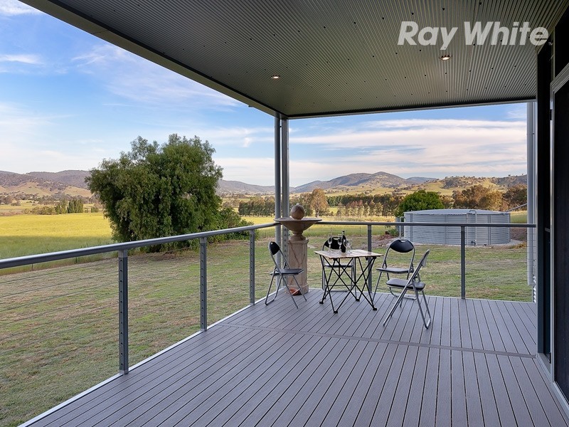684 Kiewa East Road, Huon VIC 3695