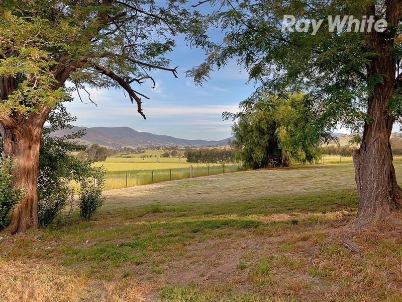 684 Kiewa East Road, Huon VIC 3695