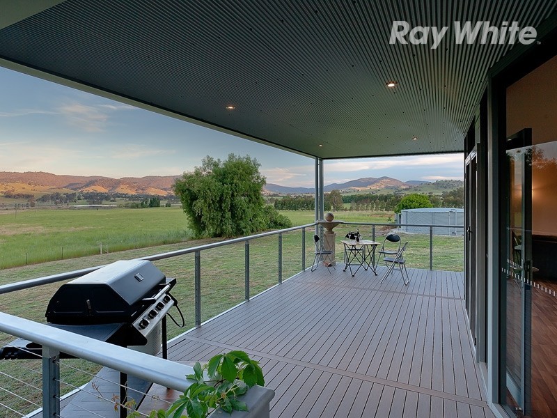 684 Kiewa East Road, Huon VIC 3695