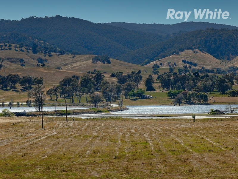 684 Kiewa East Road, Huon VIC 3695