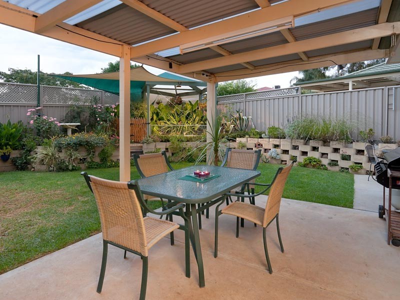 1/2 Mortlock Drive, Wodonga VIC 3690