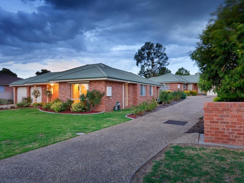 1/2 Mortlock Drive, Wodonga VIC 3690