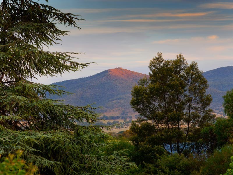 53 Isaacs Avenue, Yackandandah VIC 3749