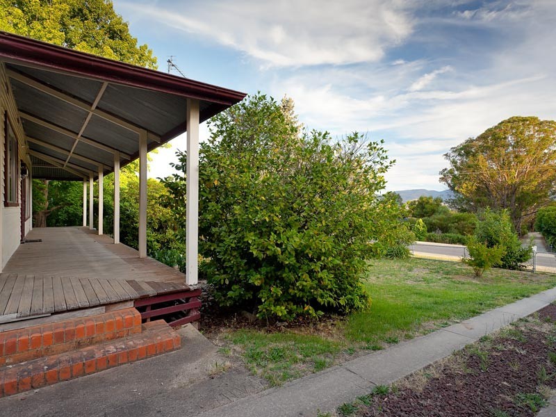 53 Isaacs Avenue, Yackandandah VIC 3749