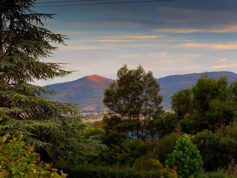 53 Isaacs Avenue, Yackandandah VIC 3749