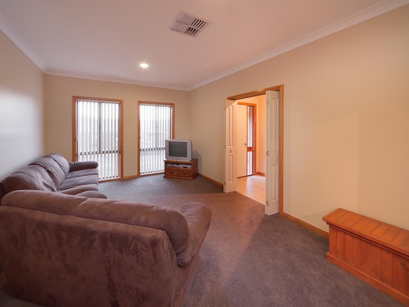 Tangambalanga VIC 3691