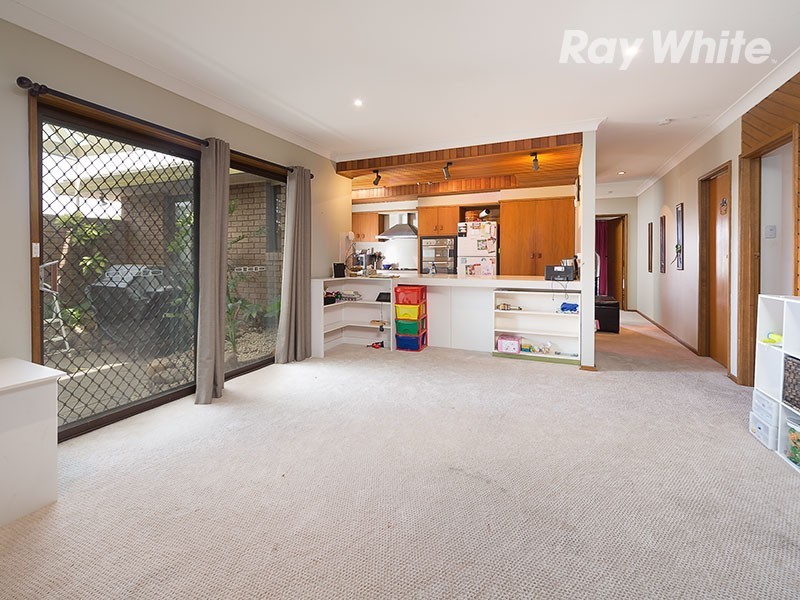 27 Craig Drive, Bellbridge VIC 3691