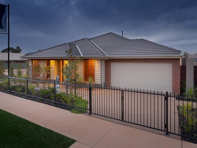 16 Victoria Cross Parade, Wodonga VIC 3690