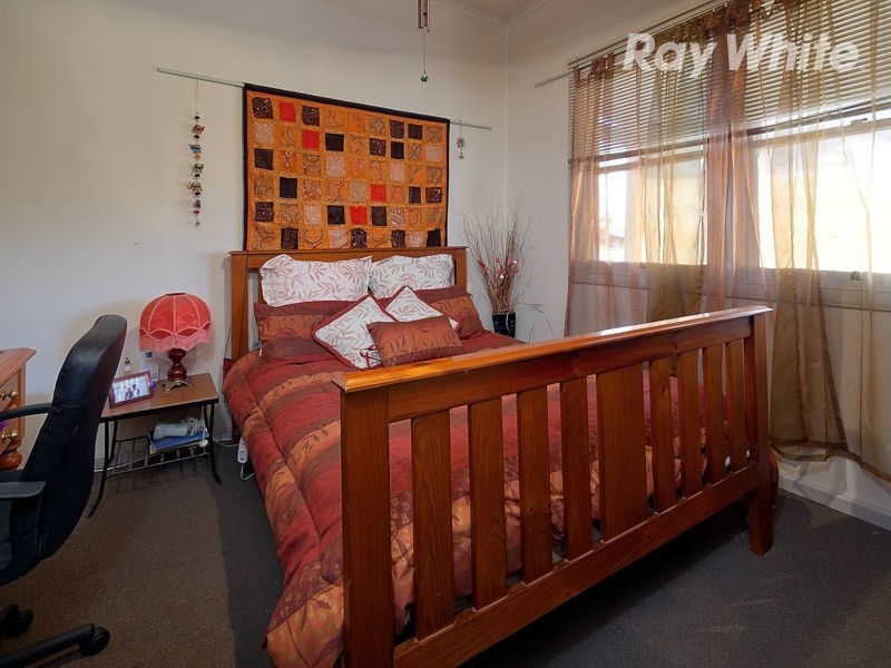 12 Park Street, Chiltern VIC 3683