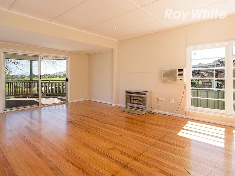 15 Huon Kiewa Road, Tangambalanga VIC 3691