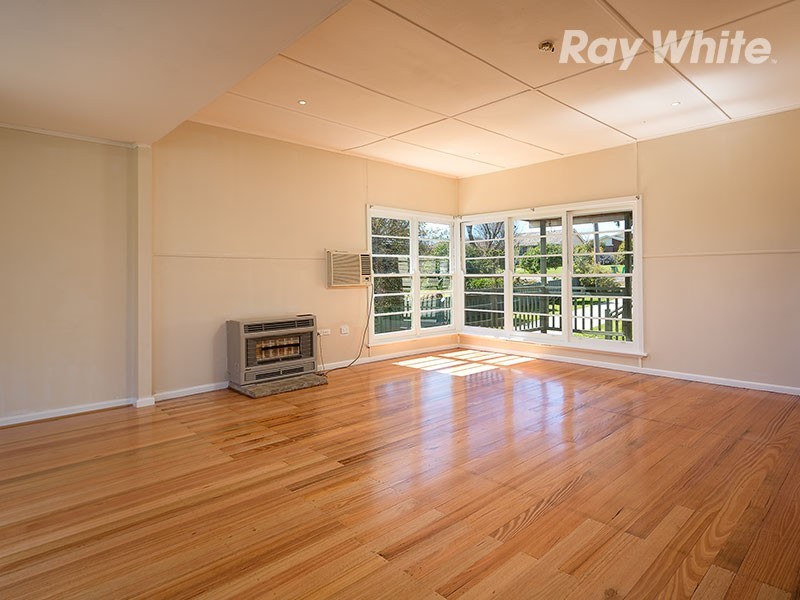 15 Huon Kiewa Road, Tangambalanga VIC 3691