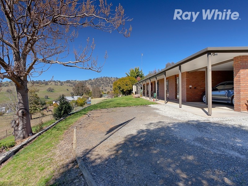 1 Paton Street, Bethanga VIC 3691