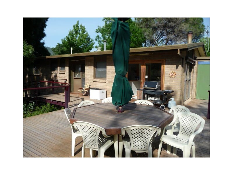 11 Coleman Court, Dartmouth VIC 3701