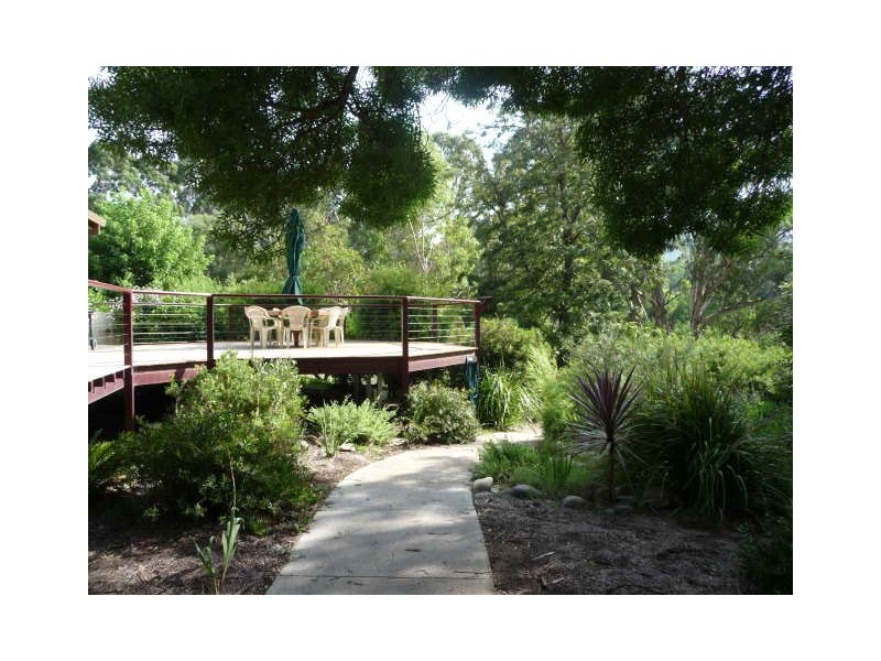 11 Coleman Court, Dartmouth VIC 3701