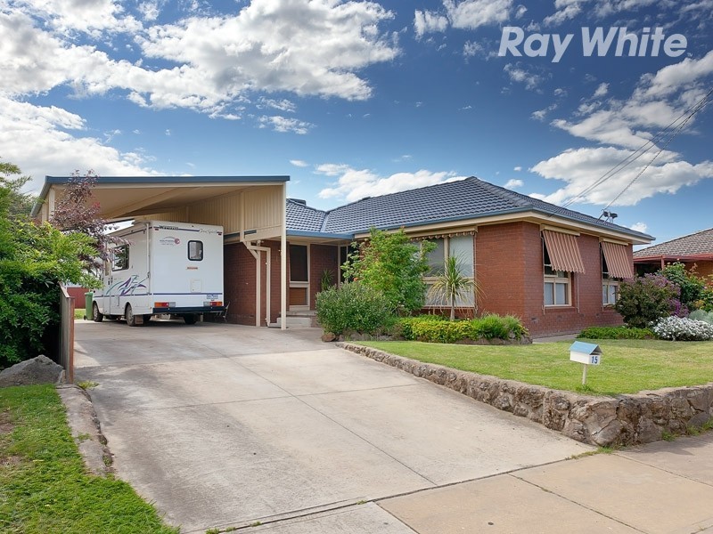 15 Emerald Avenue, Wodonga VIC 3690