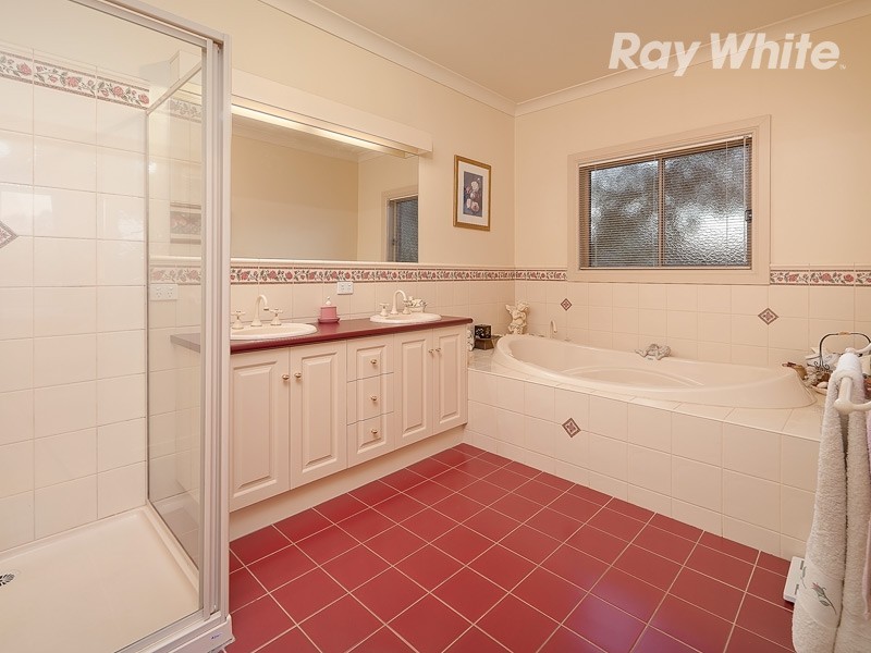 11 Romsey Court, Wodonga VIC 3690