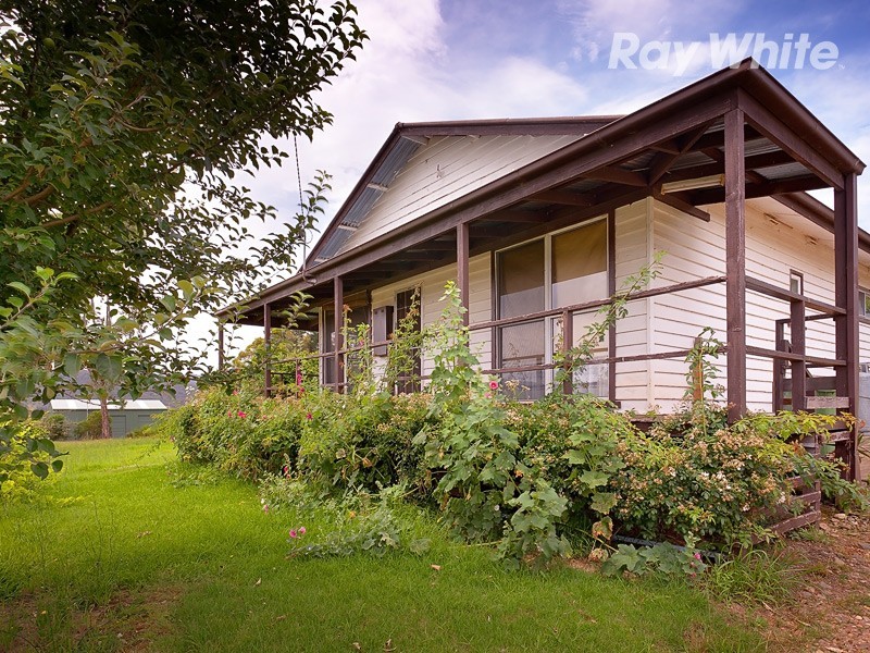 23 Park Hill Road, Eskdale VIC 3701