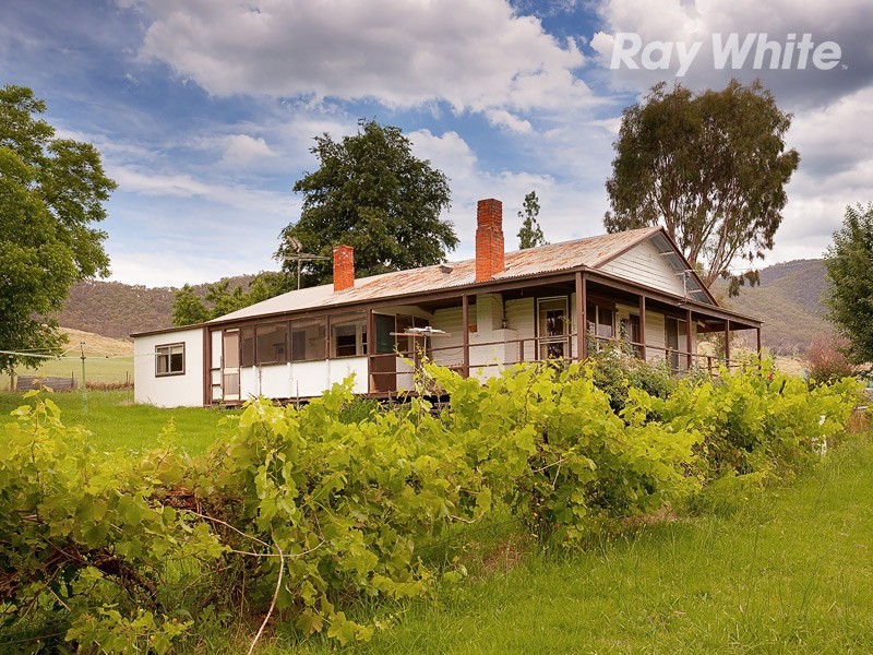 23 Park Hill Road, Eskdale VIC 3701