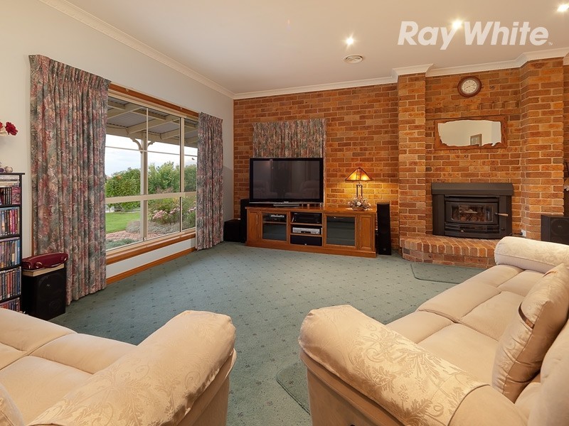 9 Innisfree Drive, Wodonga VIC 3690