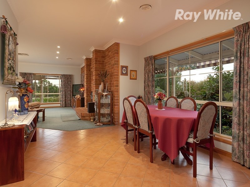 9 Innisfree Drive, Wodonga VIC 3690