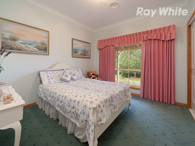 9 Innisfree Drive, Wodonga VIC 3690