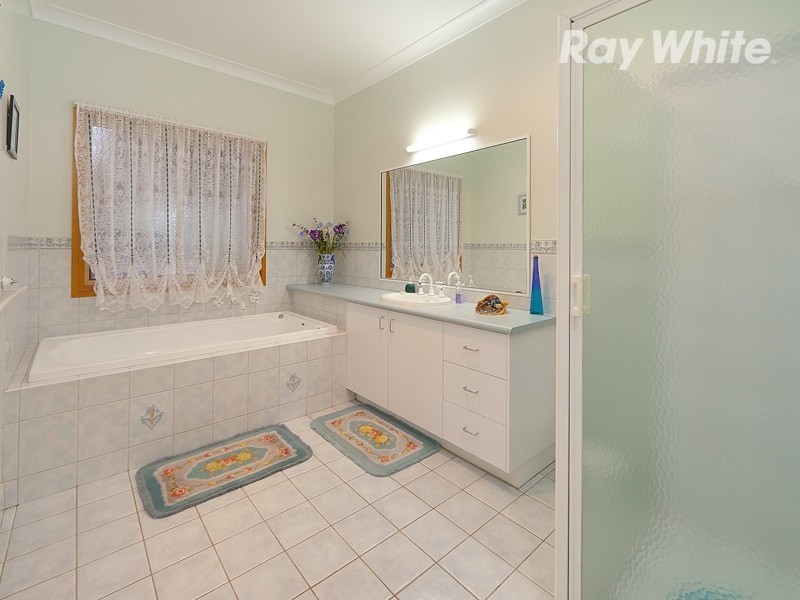 9 Innisfree Drive, Wodonga VIC 3690