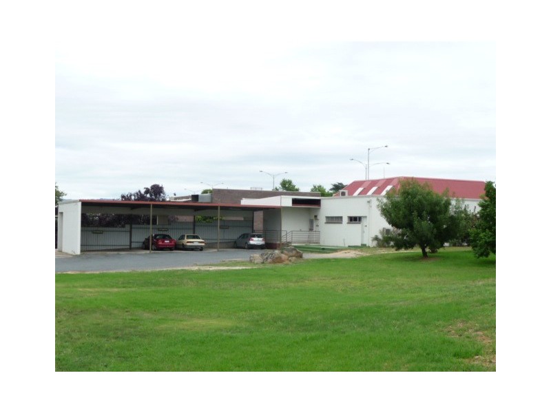 8 and 7 High and Day Streets, Wodonga VIC 3690