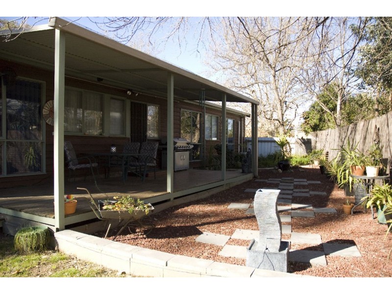 21 Epsom Road, Chiltern VIC 3683
