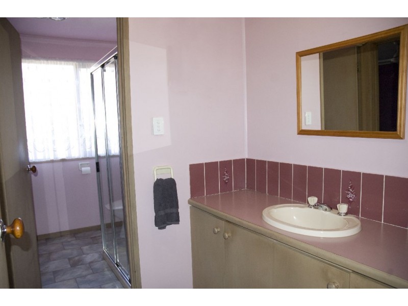 21 Epsom Road, Chiltern VIC 3683
