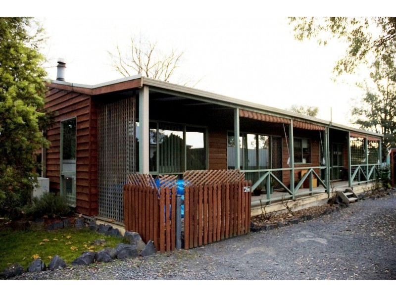 21 Epsom Road, Chiltern VIC 3683