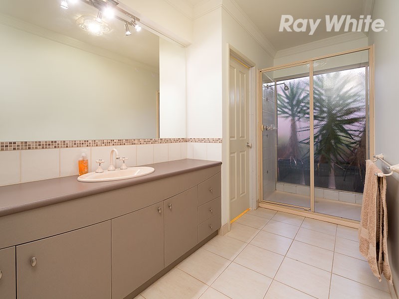62 Avondale Drive, Wodonga VIC 3690