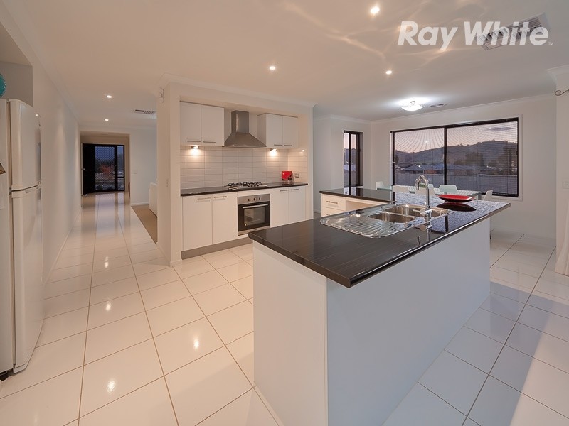 67 Streets Road, Wodonga VIC 3690