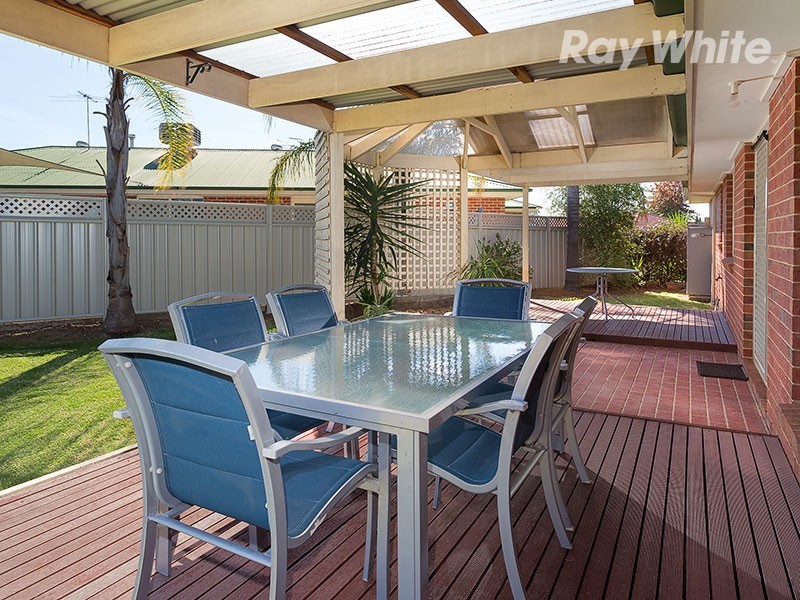 4 Donelan Court, Wodonga VIC 3690