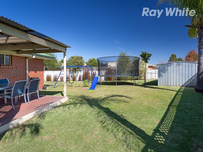4 Donelan Court, Wodonga VIC 3690