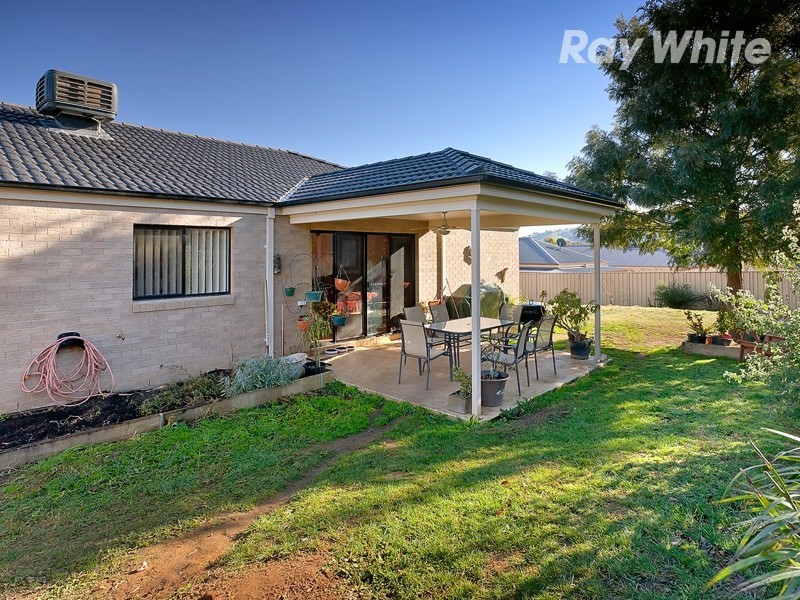 4 Benjamin Boulevard, Tangambalanga VIC 3691