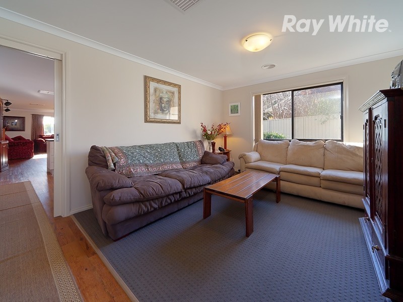 4 Benjamin Boulevard, Tangambalanga VIC 3691