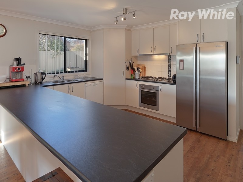 4 Benjamin Boulevard, Tangambalanga VIC 3691