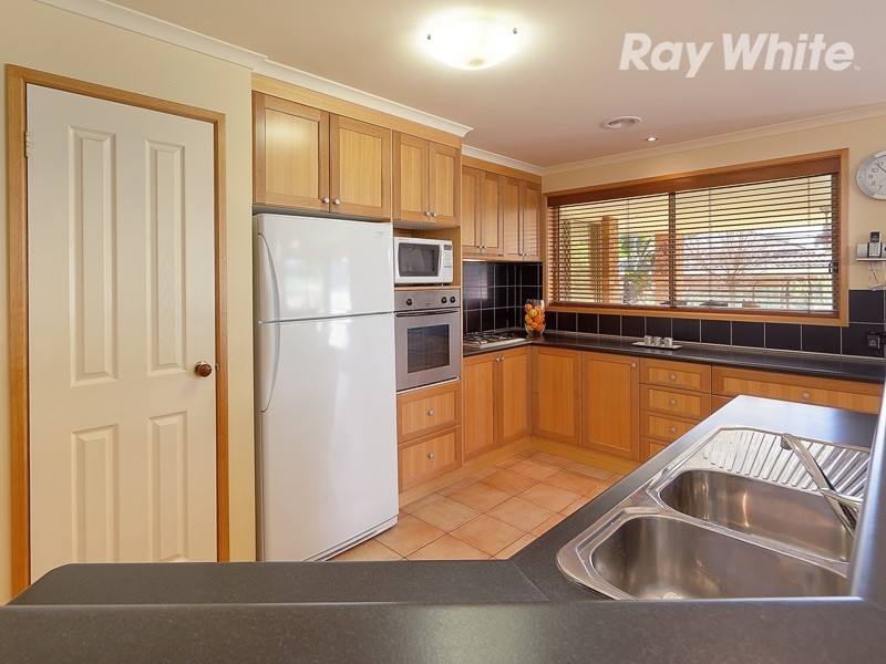 6 Krueger Street, Baranduda VIC 3691