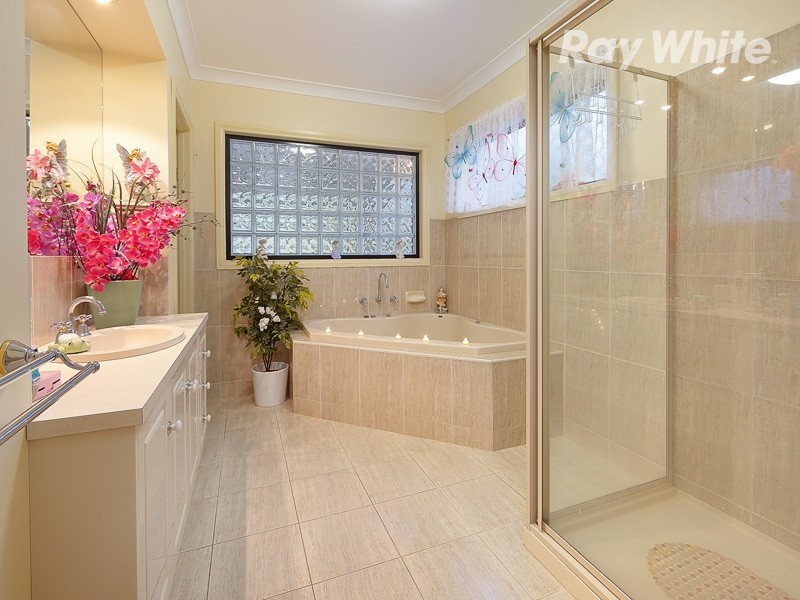 22 Avondale Drive, Wodonga VIC 3690