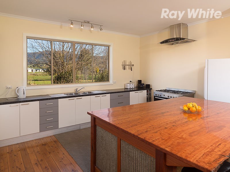 8078 Murray Valley Highway, Bullioh VIC 3700