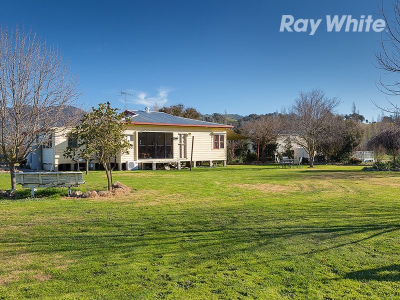 8078 Murray Valley Highway, Bullioh VIC 3700