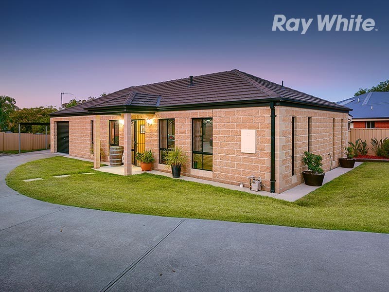 1/8 Murra Court, Kiewa VIC 3691