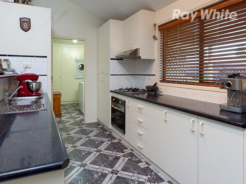 1/8 Murra Court, Kiewa VIC 3691