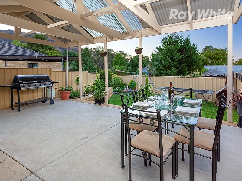 1/8 Murra Court, Kiewa VIC 3691