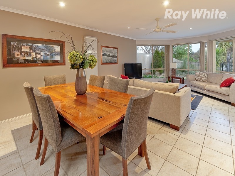 11 Flower Place, Wodonga VIC 3690