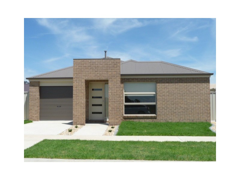 2/29 Derwent Way, Wodonga VIC 3690