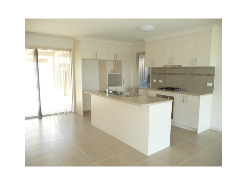 2/29 Derwent Way, Wodonga VIC 3690